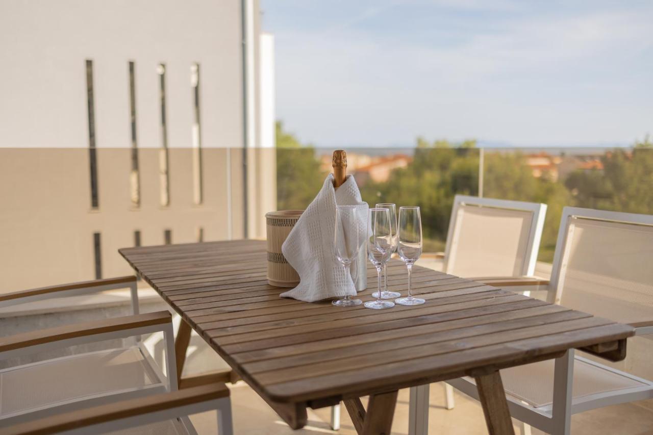 Premium Residence Virotel Exterior foto